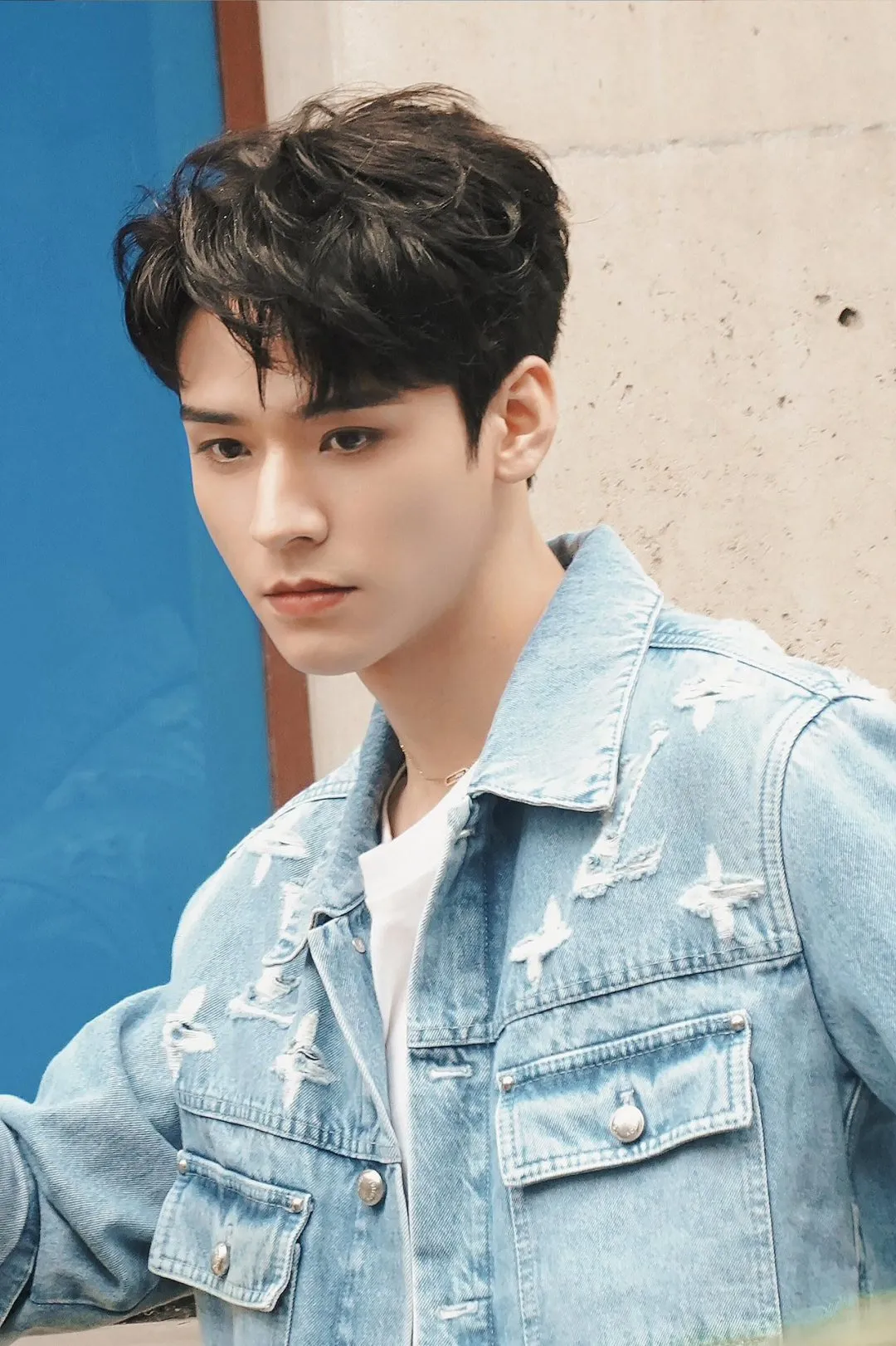 Louis Vuitton/Louis Vuitton washed ripped denim jacket